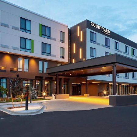 คอร์ตยาร์ด บาย แมริออท พาสดก ไตร-ซิตี้แอร์พอร์ต Hotel พัสโค ภายนอก รูปภาพ