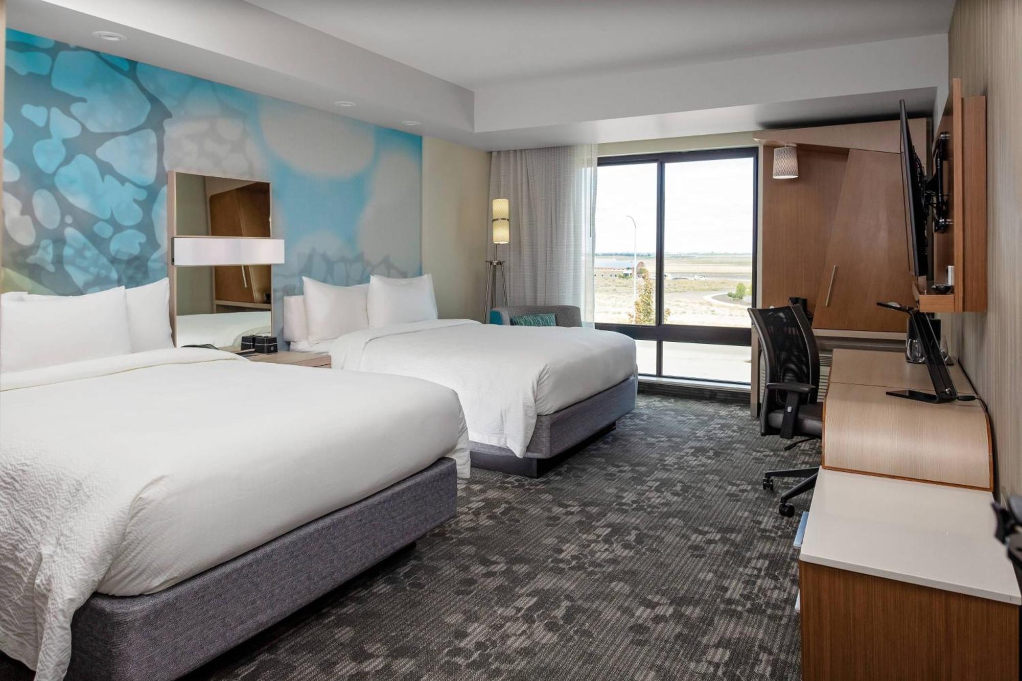 คอร์ตยาร์ด บาย แมริออท พาสดก ไตร-ซิตี้แอร์พอร์ต Hotel พัสโค ภายนอก รูปภาพ