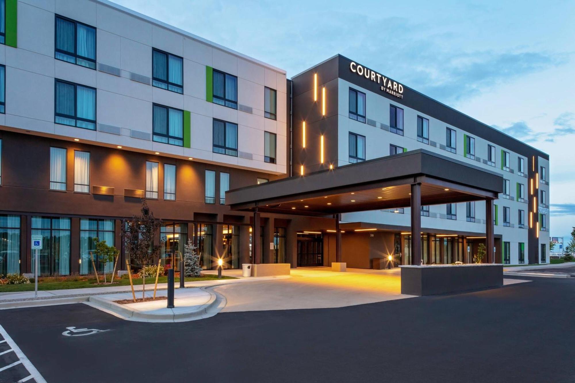 คอร์ตยาร์ด บาย แมริออท พาสดก ไตร-ซิตี้แอร์พอร์ต Hotel พัสโค ภายนอก รูปภาพ